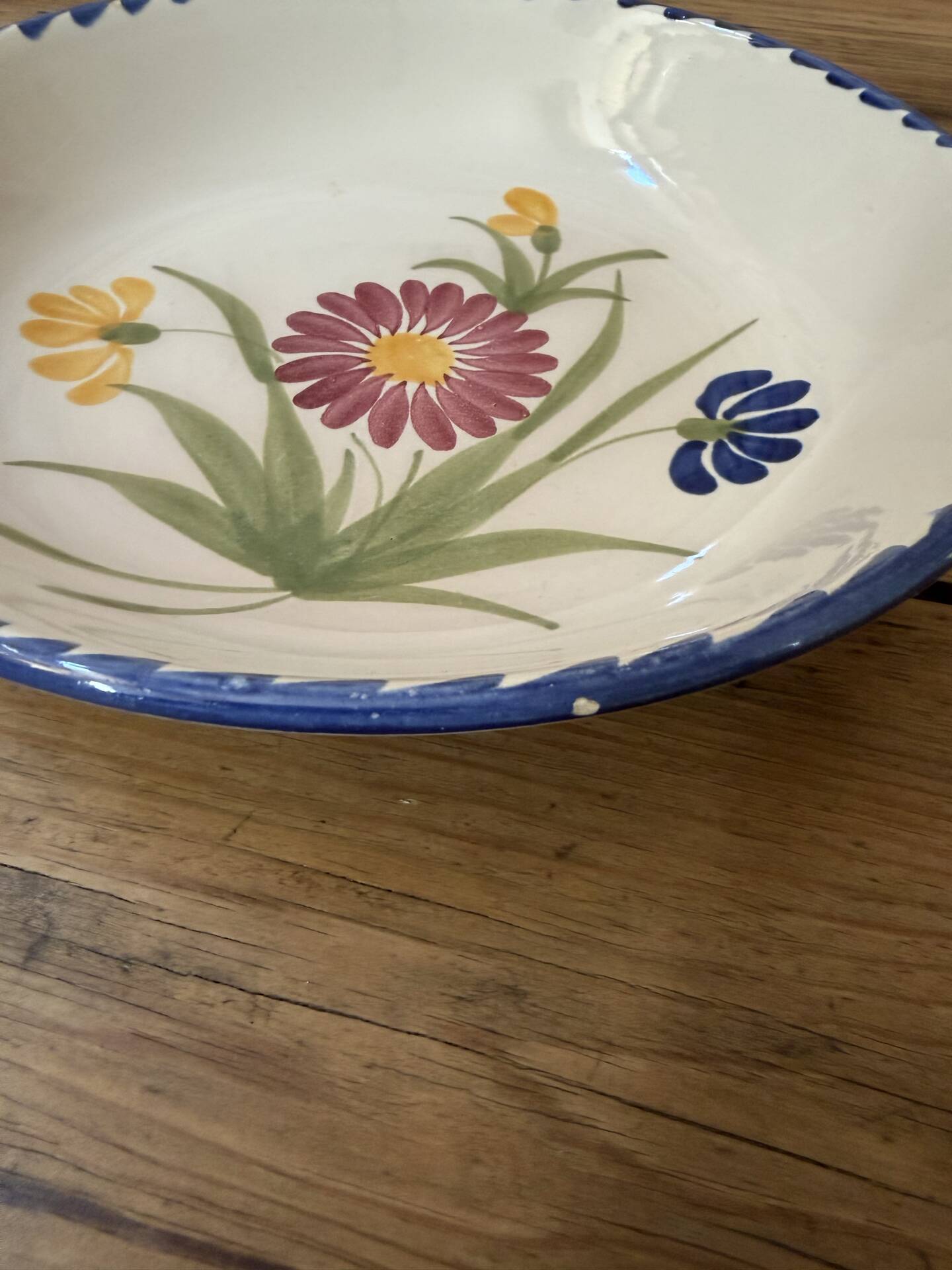 Mismatched deep plates service Saint Clément - Moulin Des Loups
