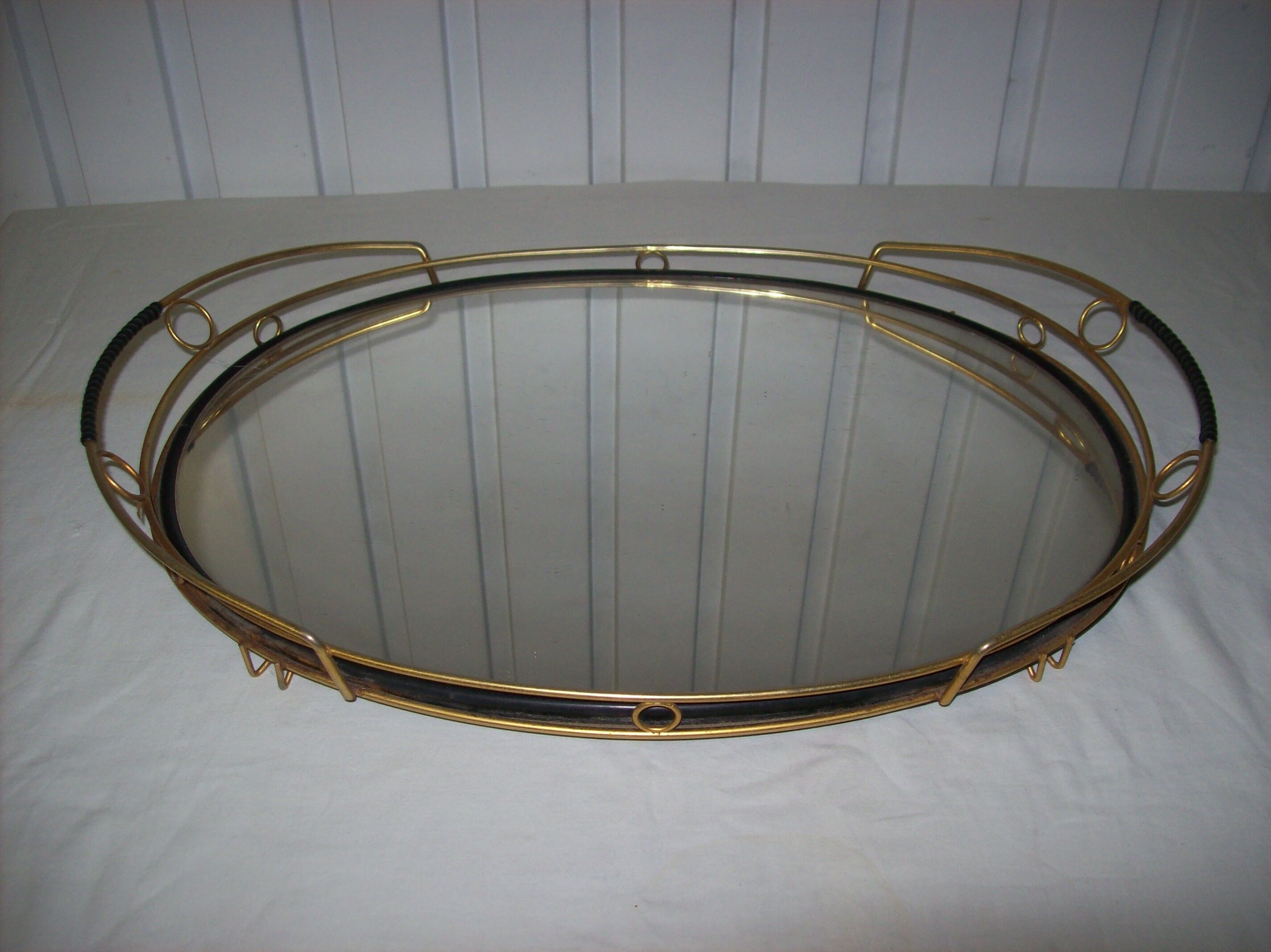 Mirror tray