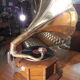 Former gramophone the voice of his master with brass pavilion, , with a disc 78 runs my