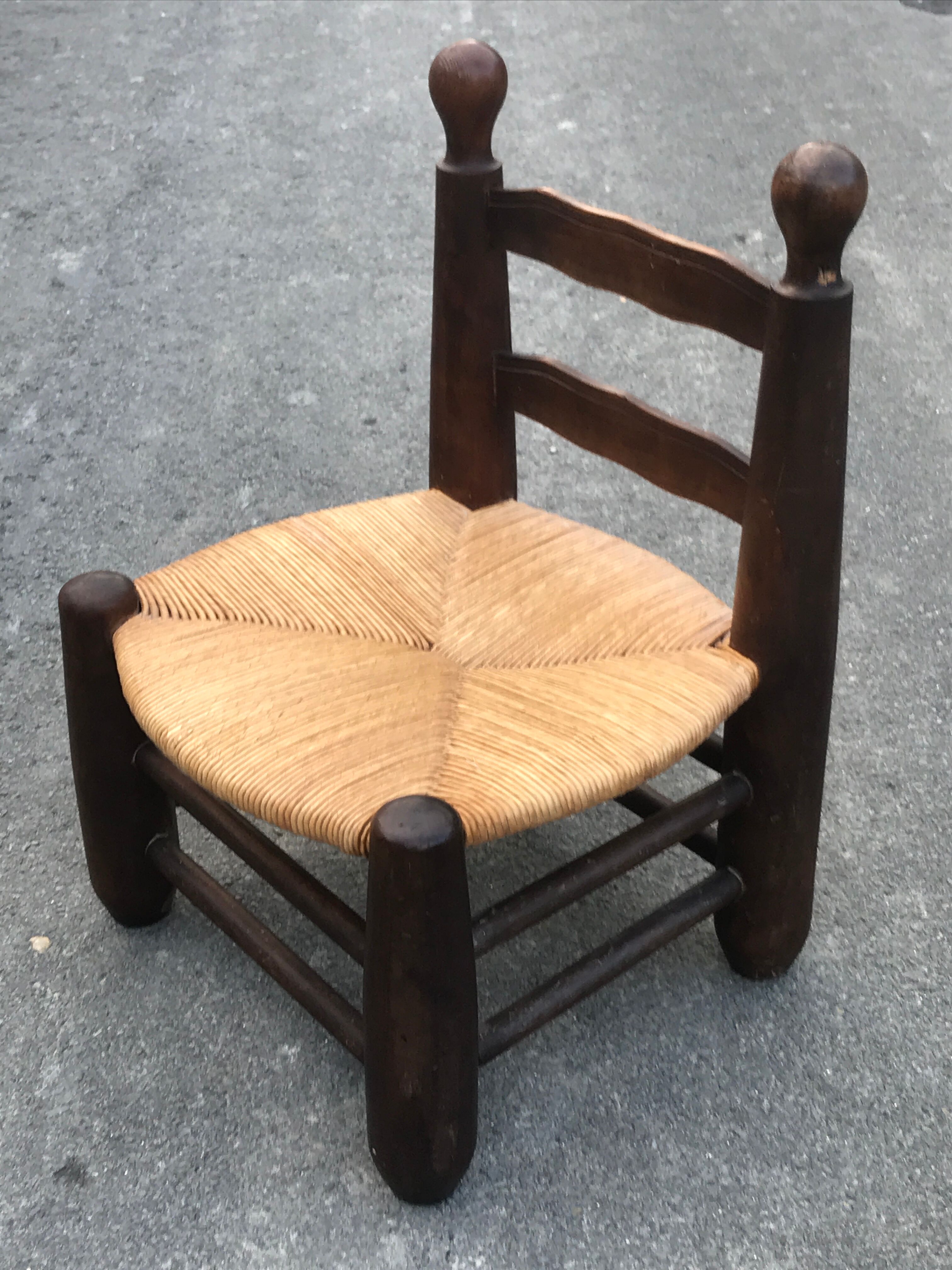 Low chair oak and straw vintage 1950