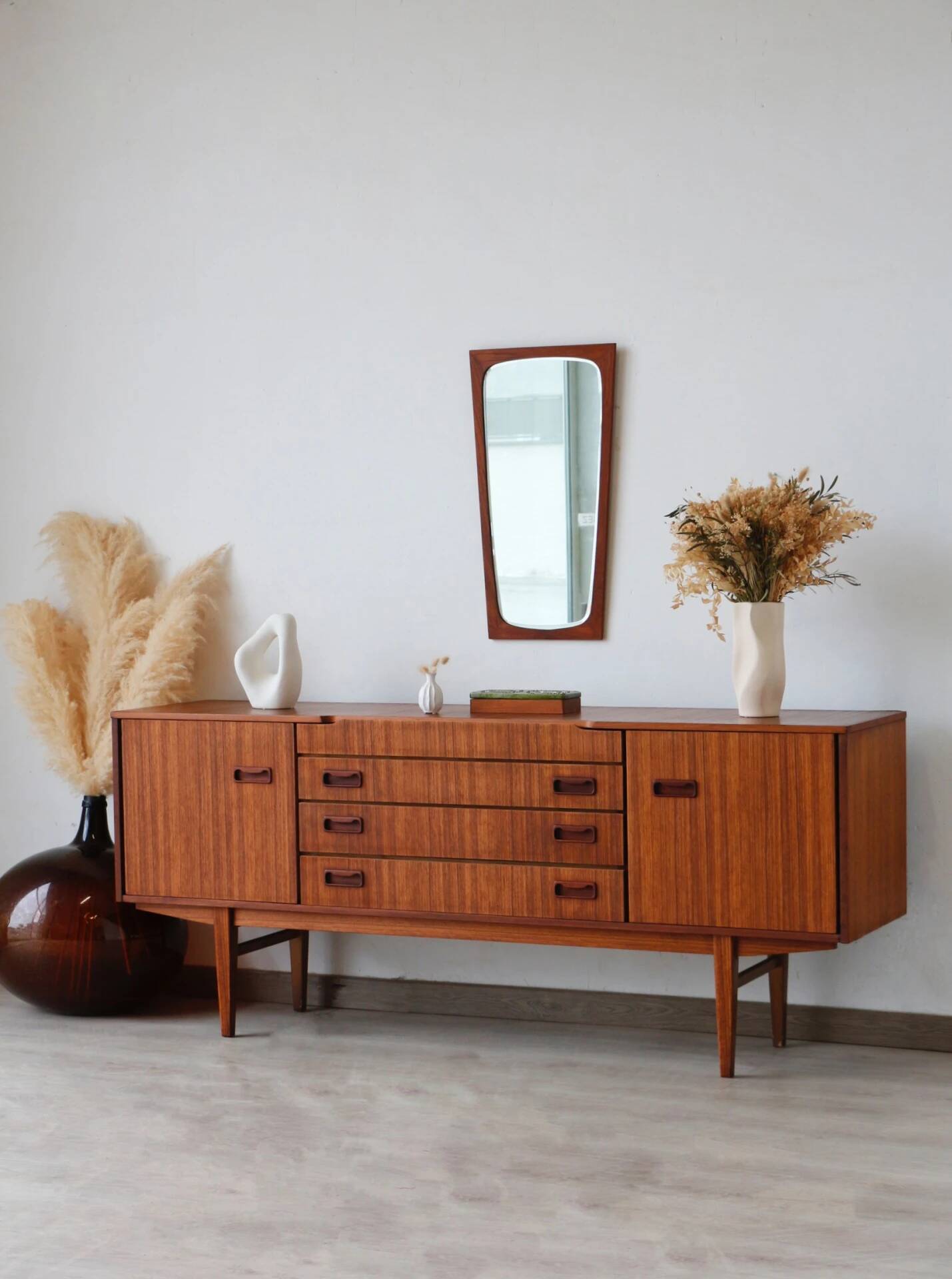 Vintage teak enfilade Beautility | Restored 1960s design