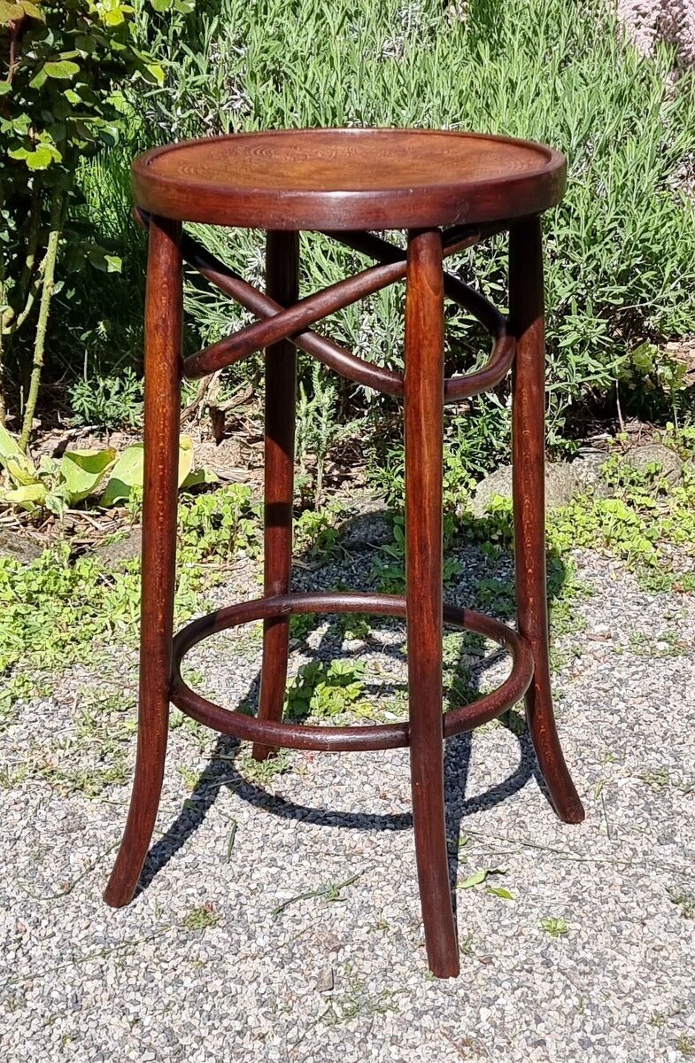 Stool bar bistro Cambier in curved wood