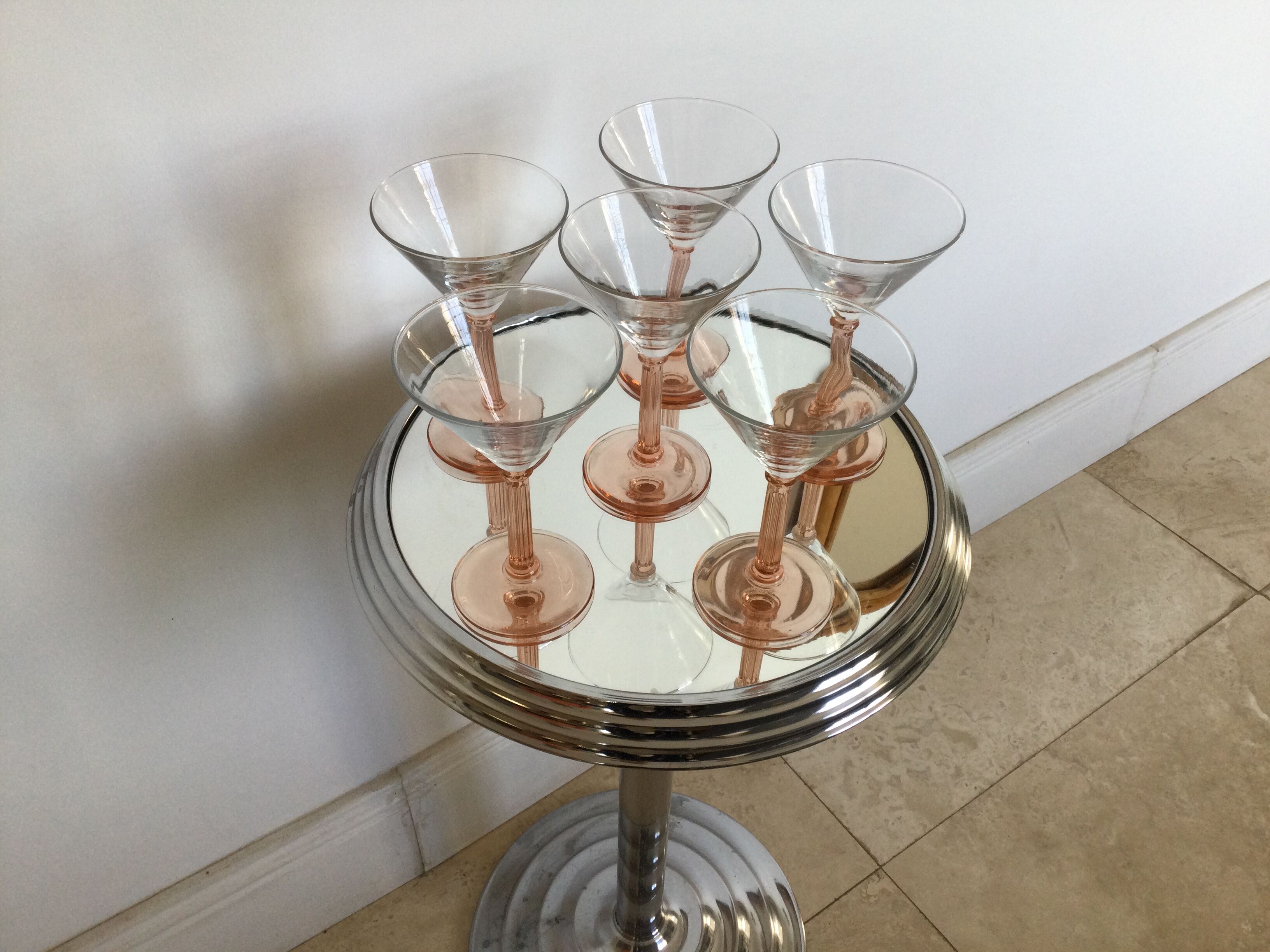 Verres sur pieds vintage
