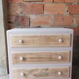 Jolie petite commode de style