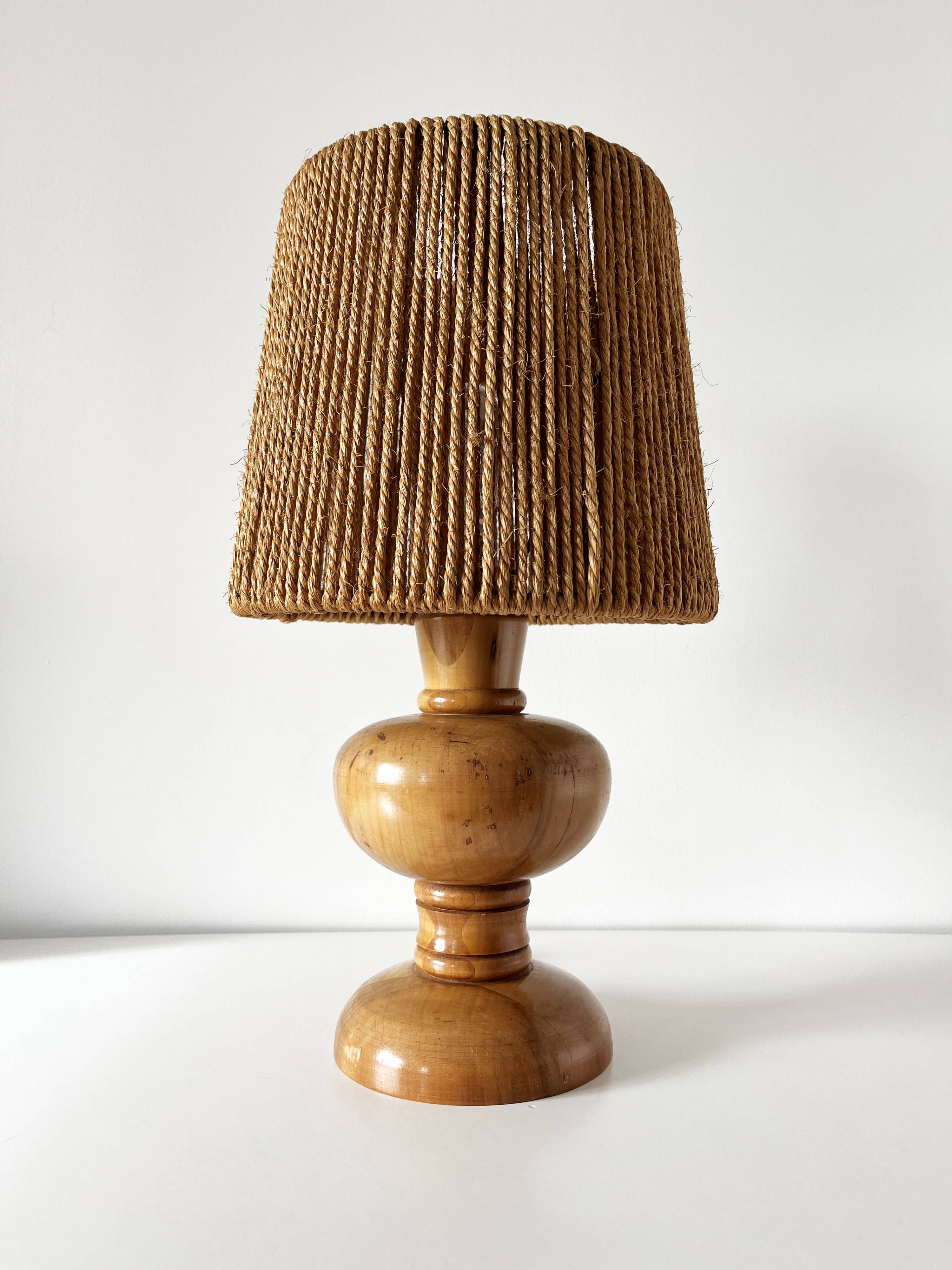 Vintage 1960 turned wood elm lamp