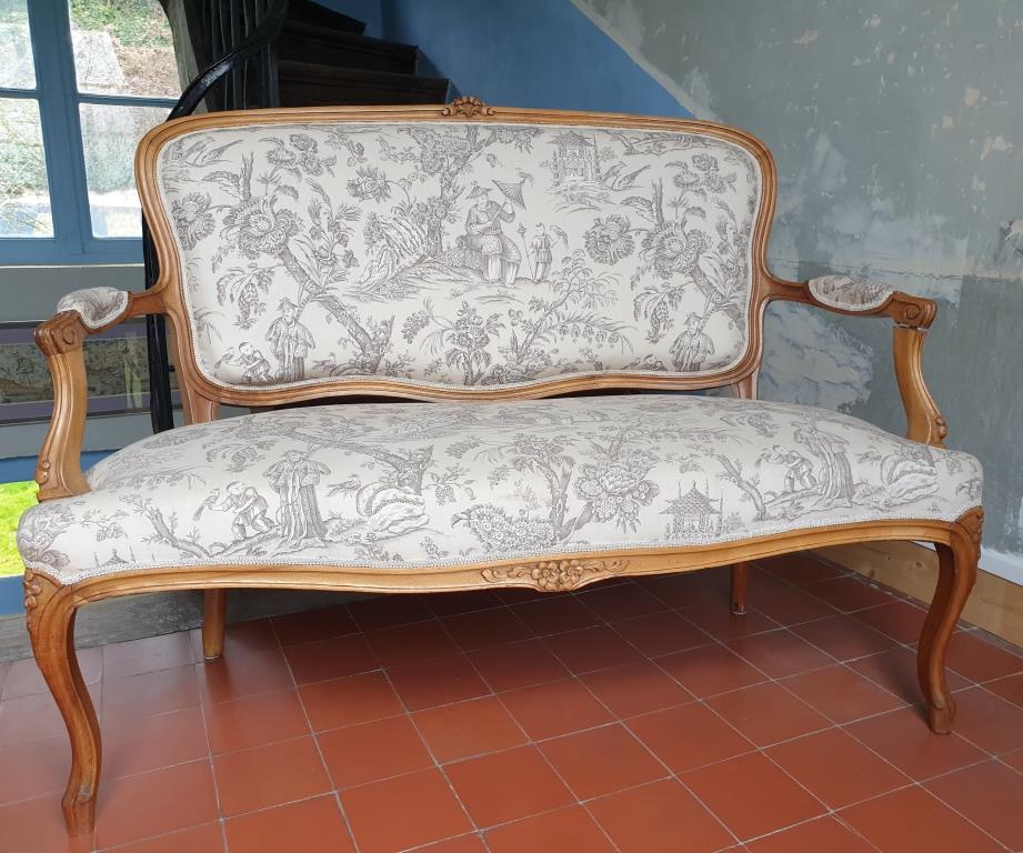Louis XV style convertible sofa toile de Jouy Chinoiseries
