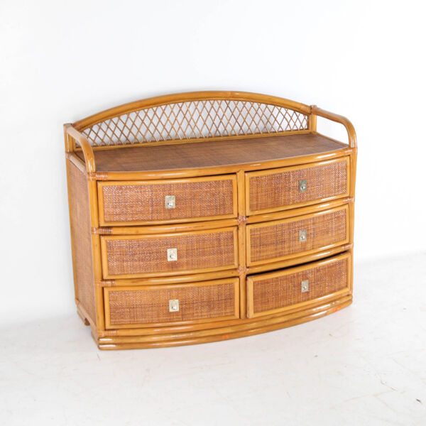 Commode en rotin  et laiton