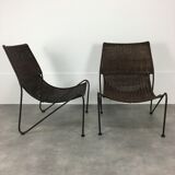 Paire de fauteuils en rotin et fil d'acier par Frederick Weinberg
