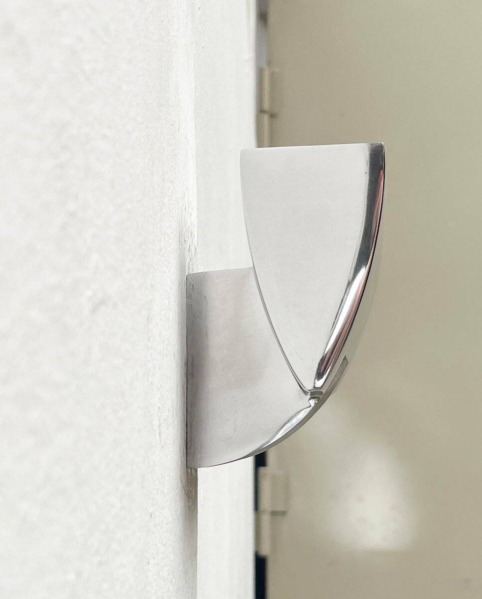 Vintage Postmodern Spanish wall sconces model Arqui Pe in aluminium by O. & S. Devesa for Metalarte, 1990s, set of 2