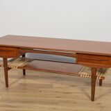 Table basse en teck et rotin du milieu du siècle, Danemark, années 1960