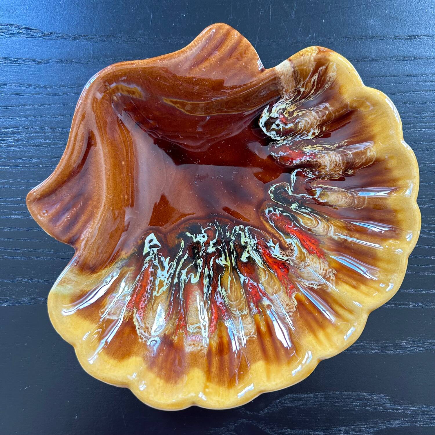 Shell-shaped dish Valauris