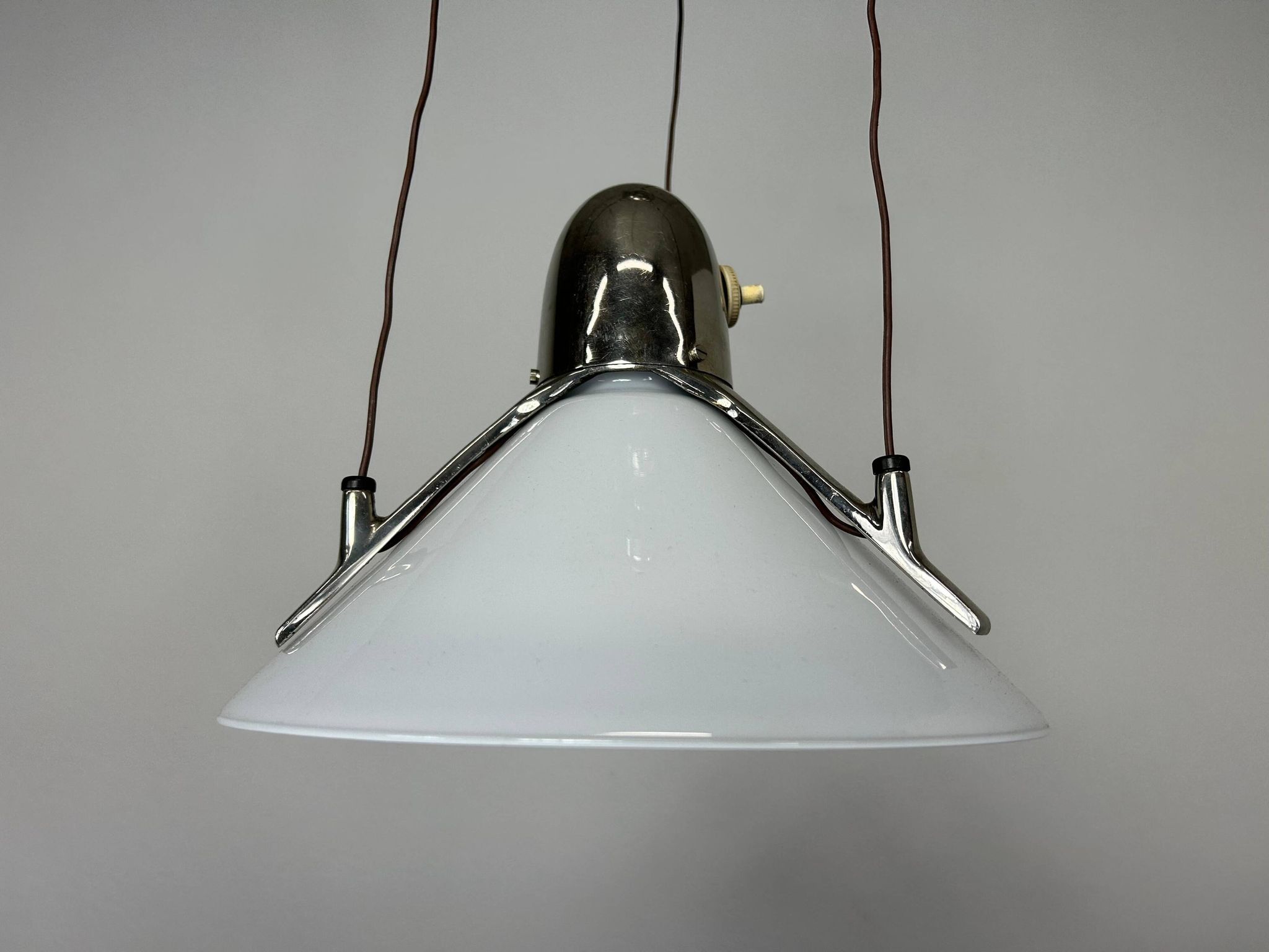 Adjustable Art Deco pendant lamp