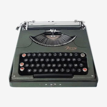 Rooy compact manual typewriter, functional