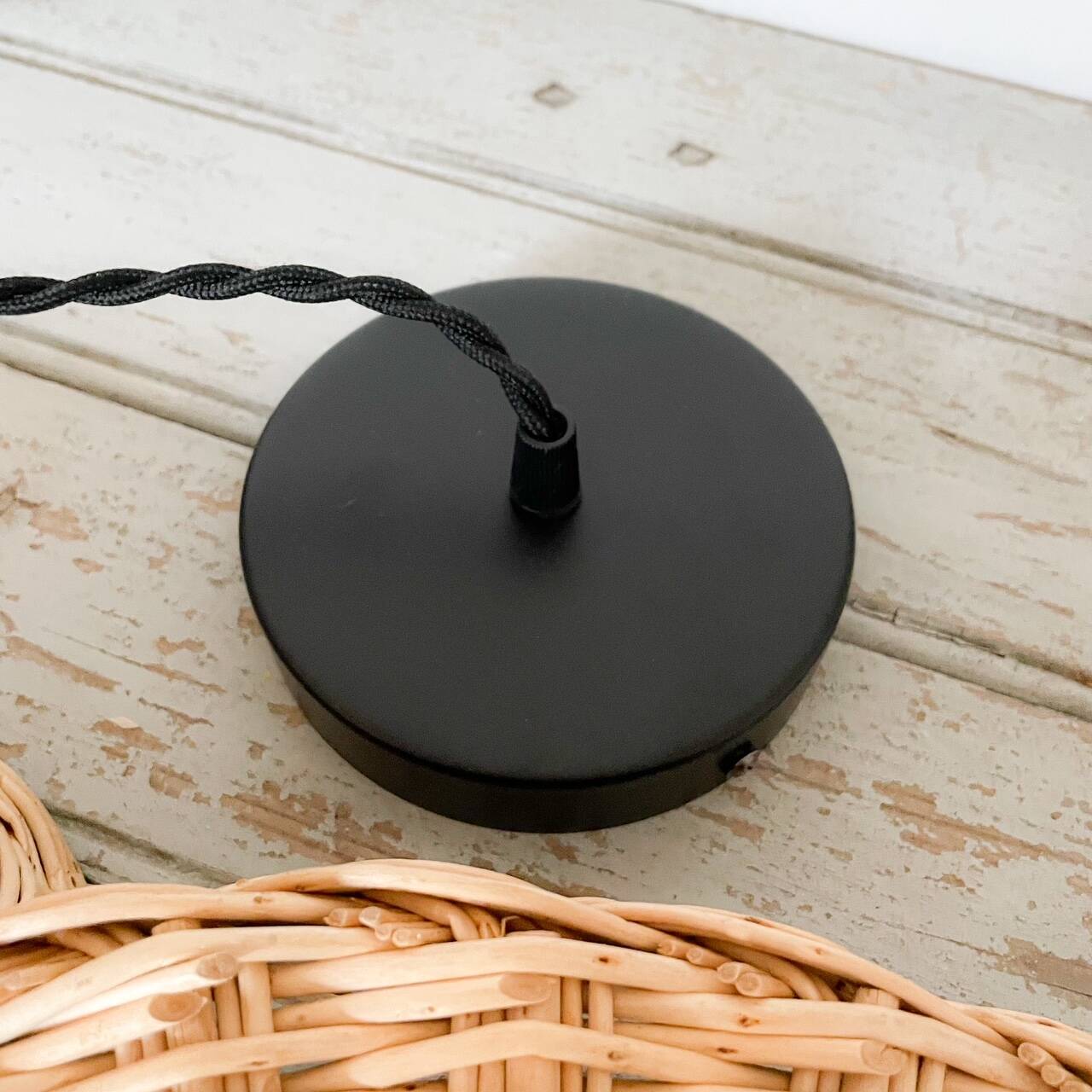 Rattan pendant light