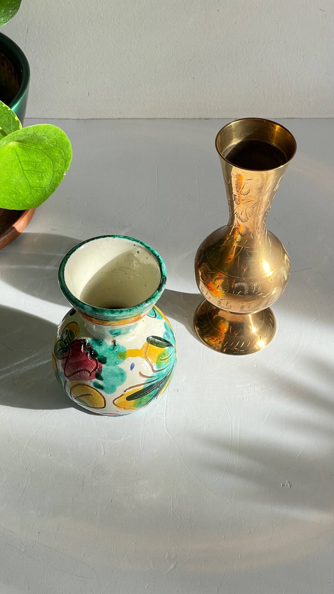 Vases céramique artisanale laiton ciselé vintage