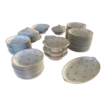 Service en porcelaine de limoges à fleurs