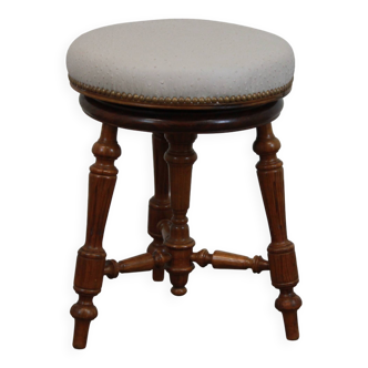 Piano stool