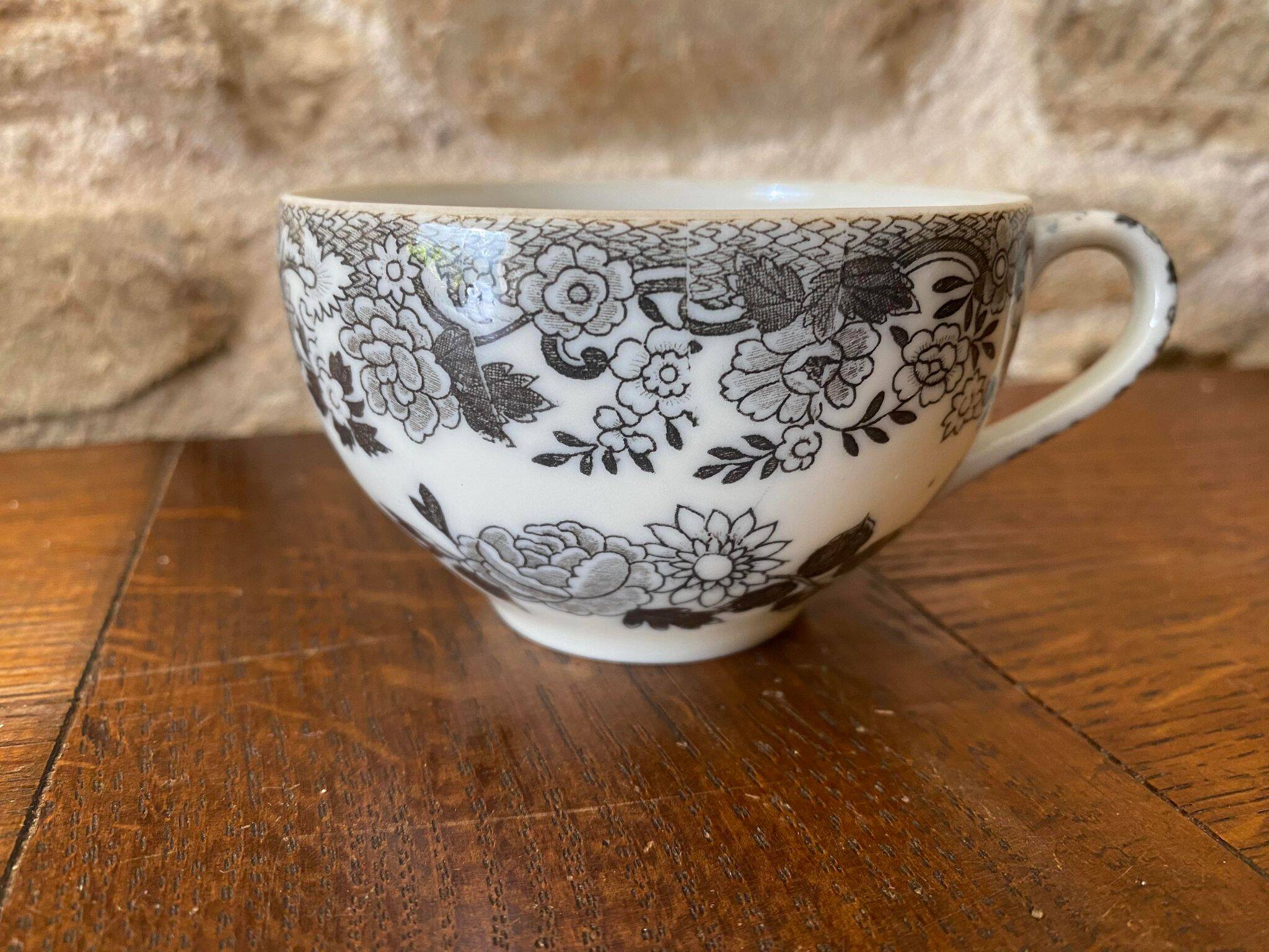 Porcelain cup Japan