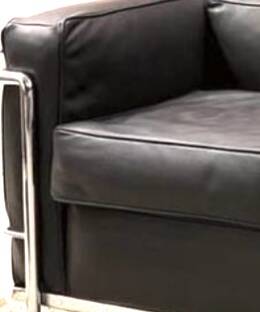 Magnificent high-end sofa Model LC2 by Lecorbusier for Cassina