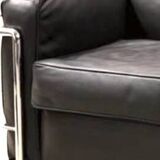 Magnificent high-end sofa Model LC2 by Lecorbusier for Cassina