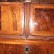 Nineteenth century English tirroir cabinet