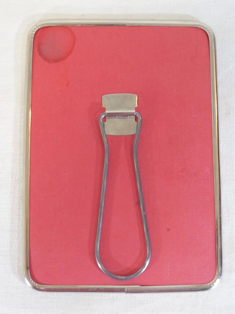 Former Barber Mirror in Metal to Pose Vintage  20 X 14, 5 cm