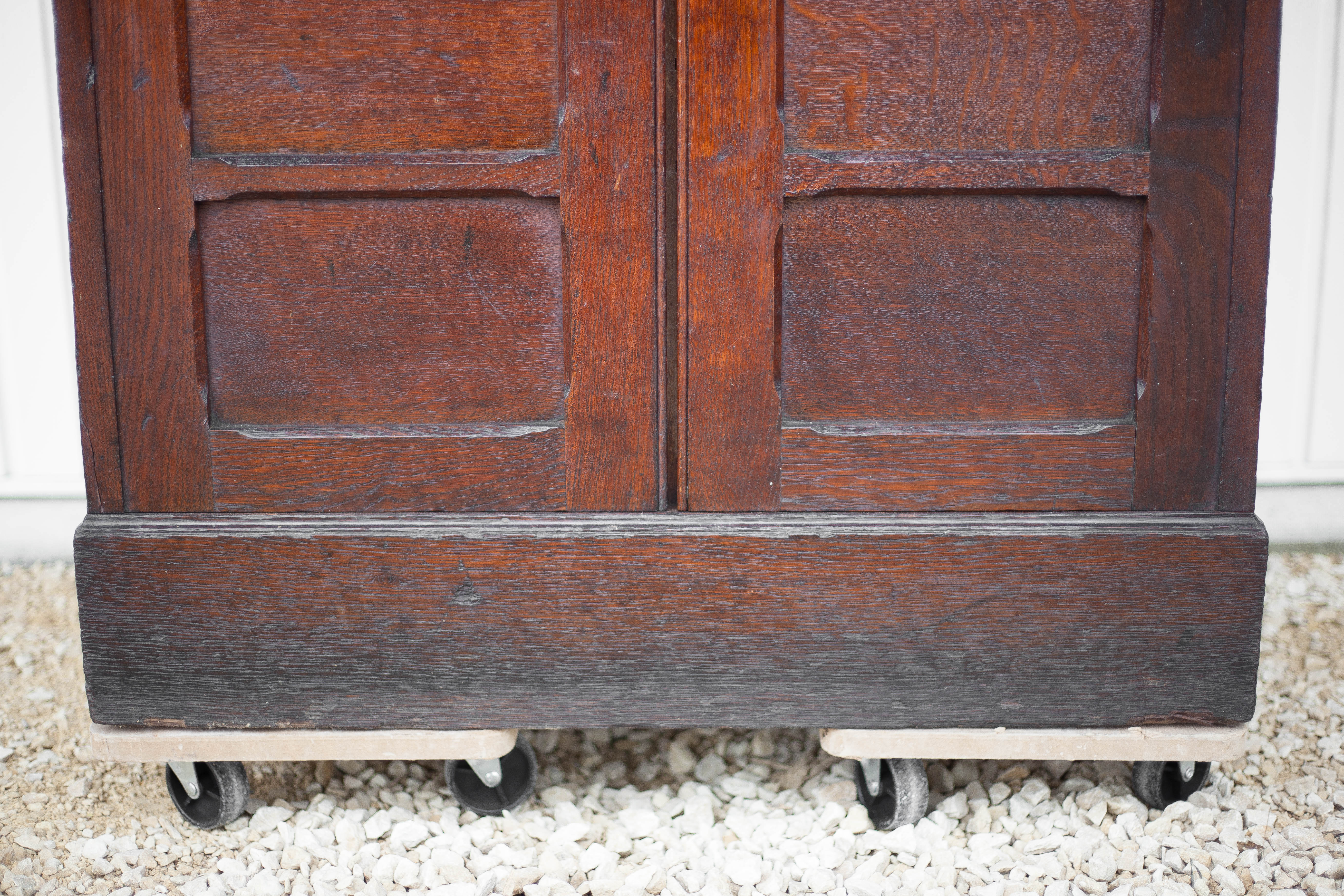 Parisian notary cabinet