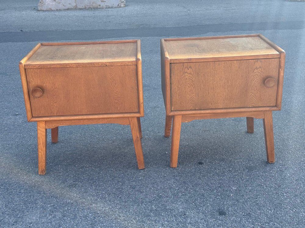 Set of 2 Danish oak bedside tables, 1940s