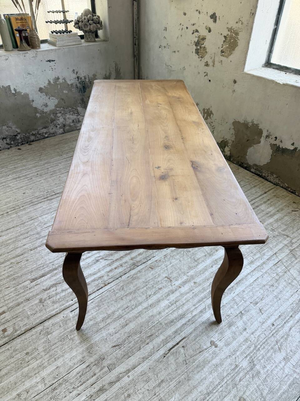 Table campagne provençale style Louis XV merisier