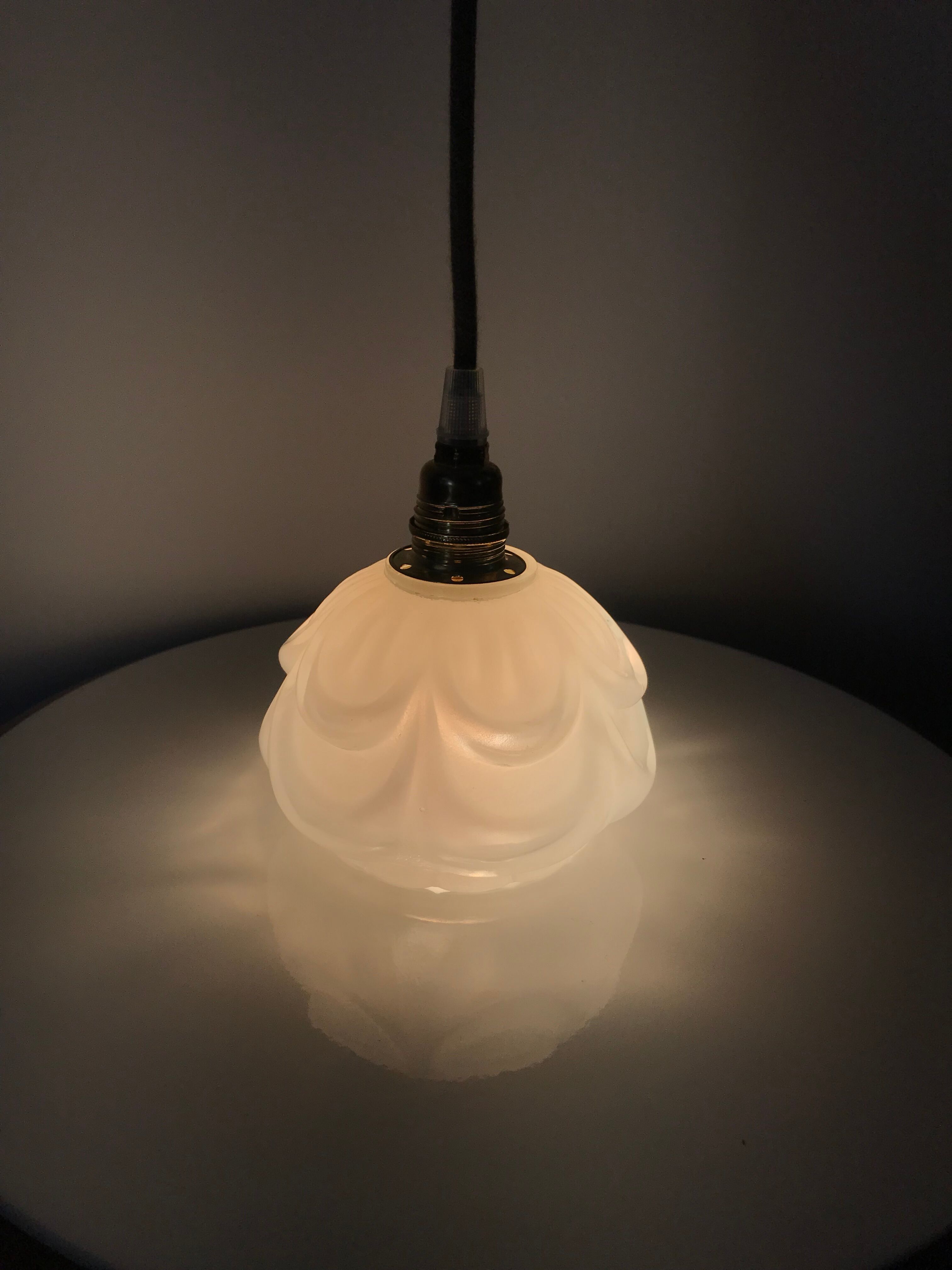 Lot of hanging lamps