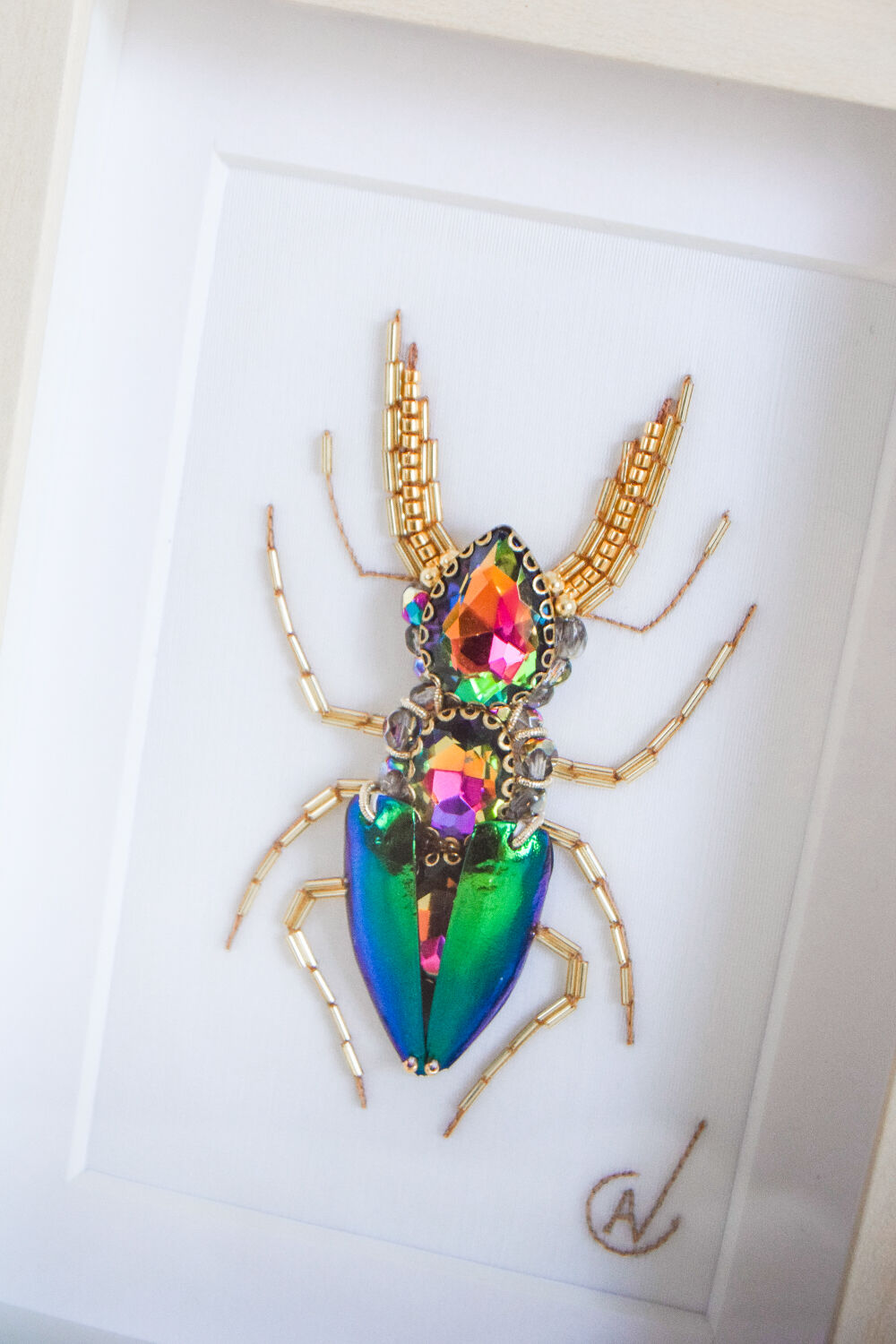 Haute-Couture embroidery - Multicolor beetle