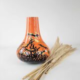 Lacquered vase with Japanese floral motifs, circa 1970