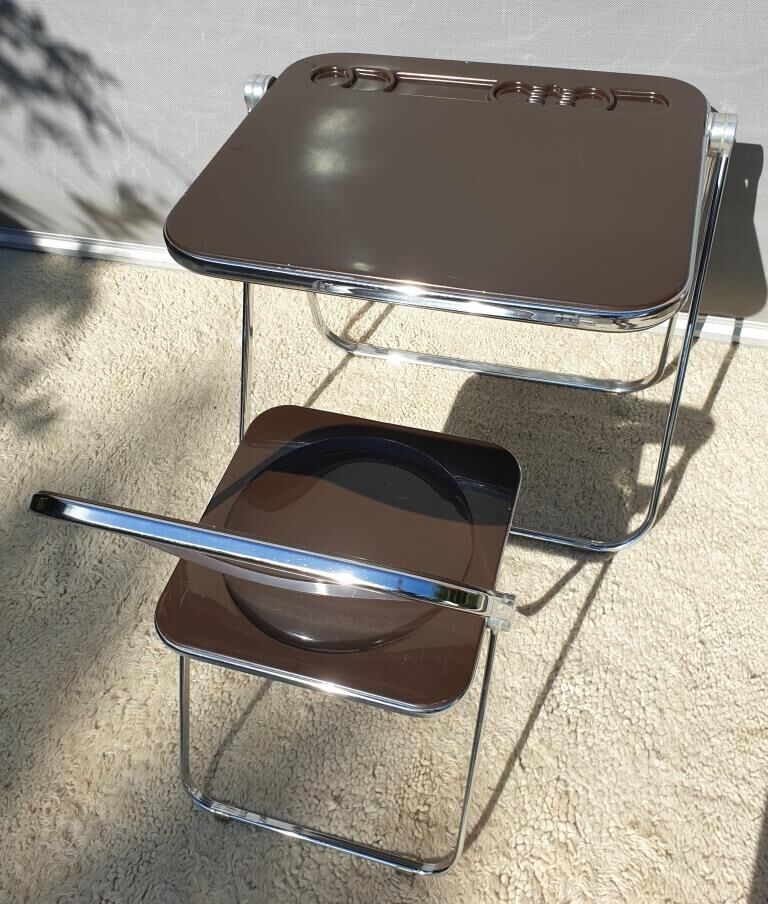 Platone desk set and Plia Platone chair by Giancarlo Piretti Edition Anonima Castelli