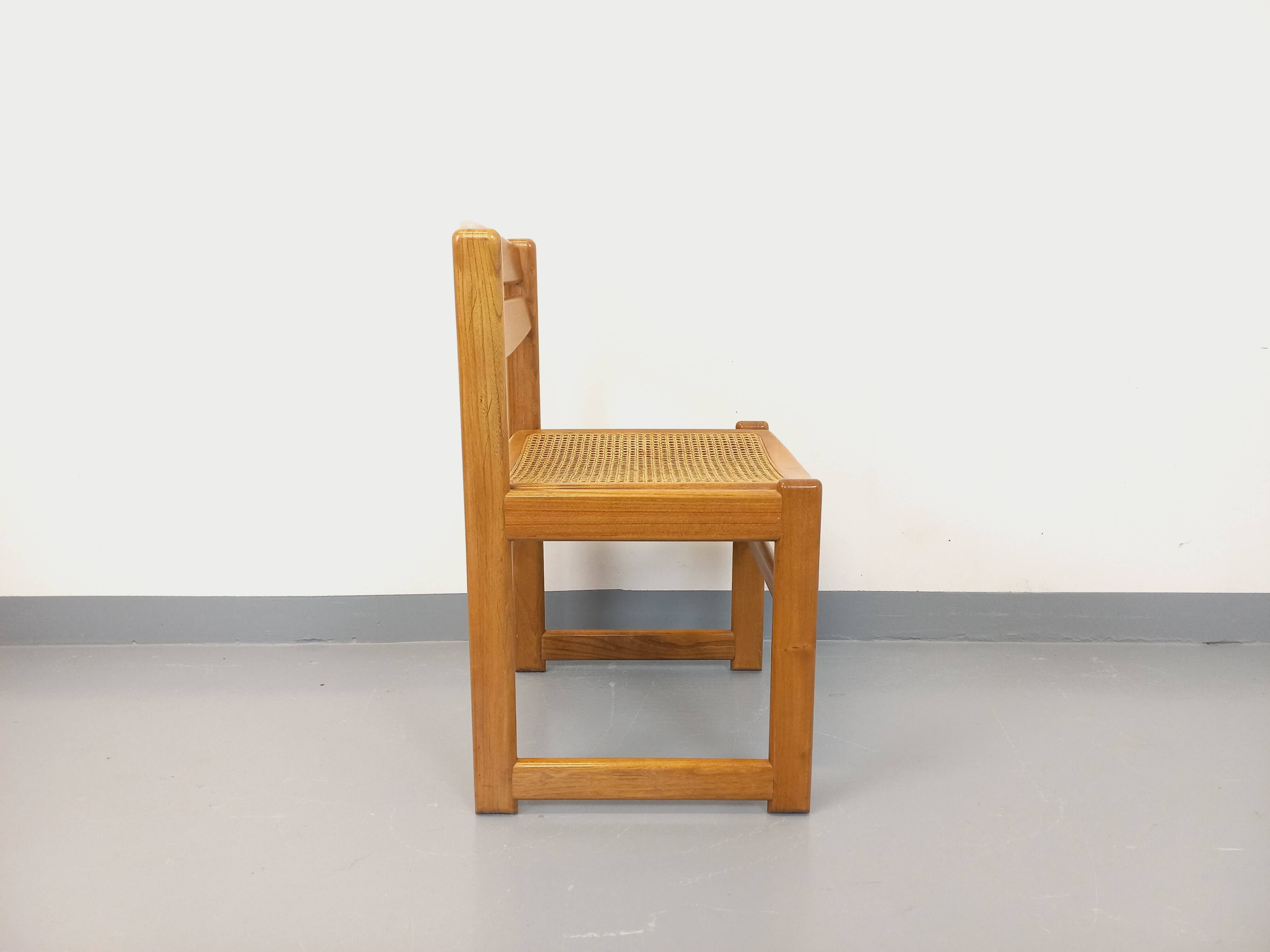 Vintage sleigh chair in beech wood and cane from the 70s and 80s