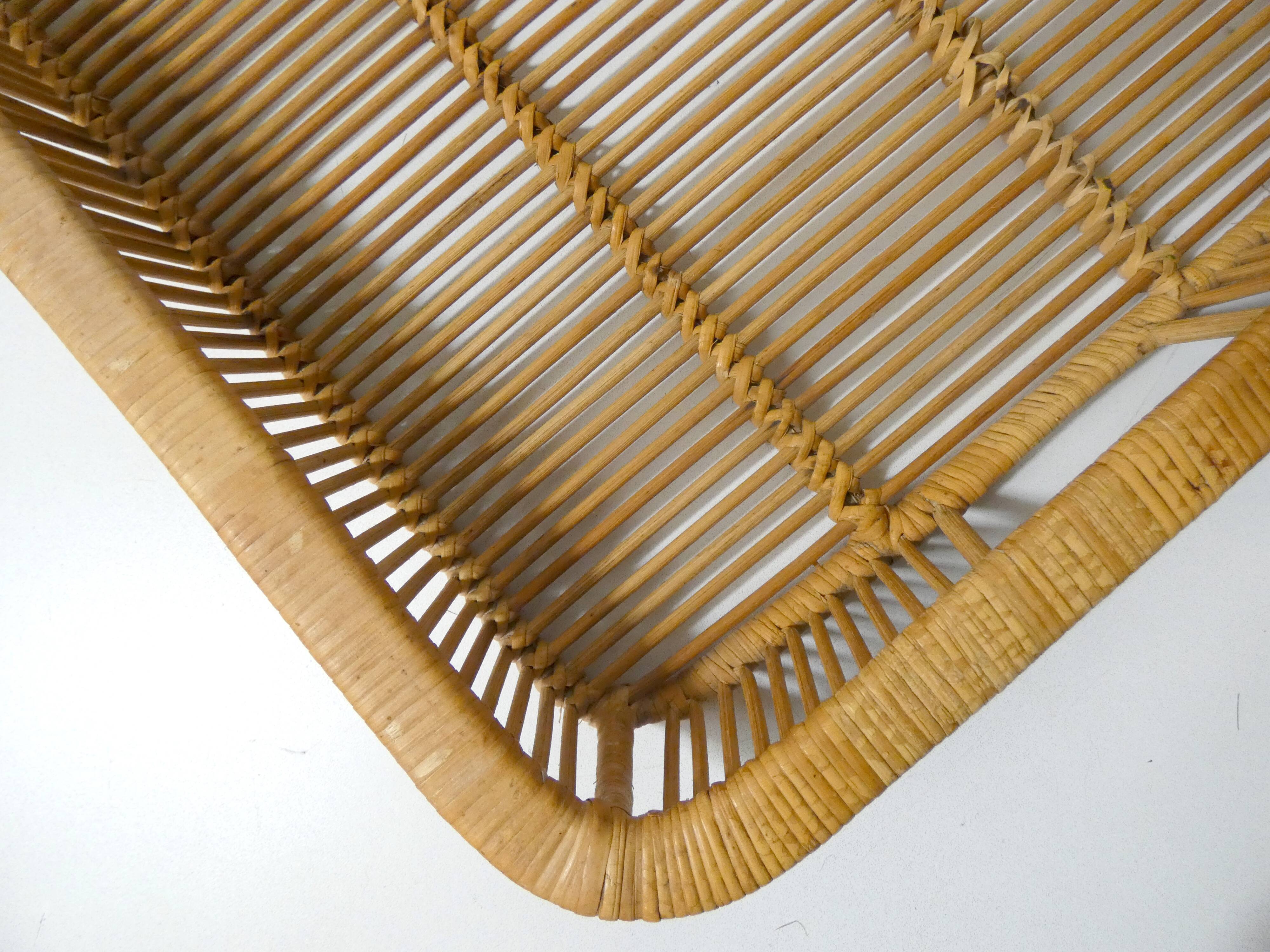 large vintage design rattan tray