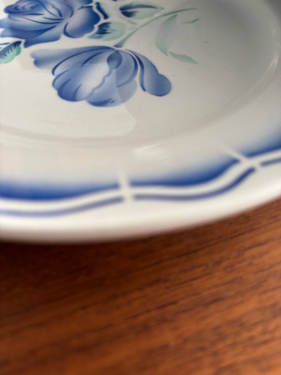 Set of 6 vintage Bondavillier dinner plates | Opaque blue porcelain