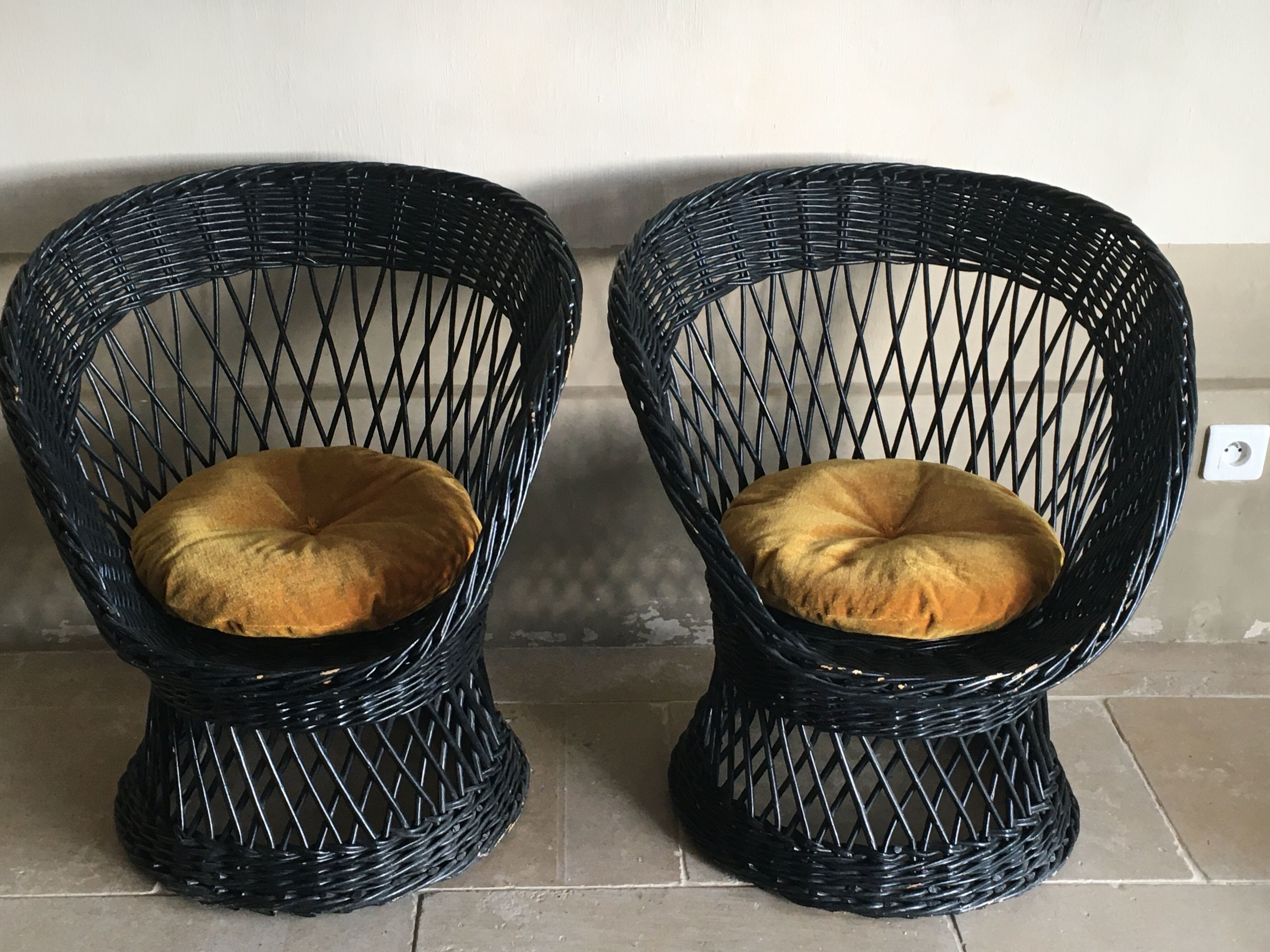 Black diabolo rattan set of the 60s