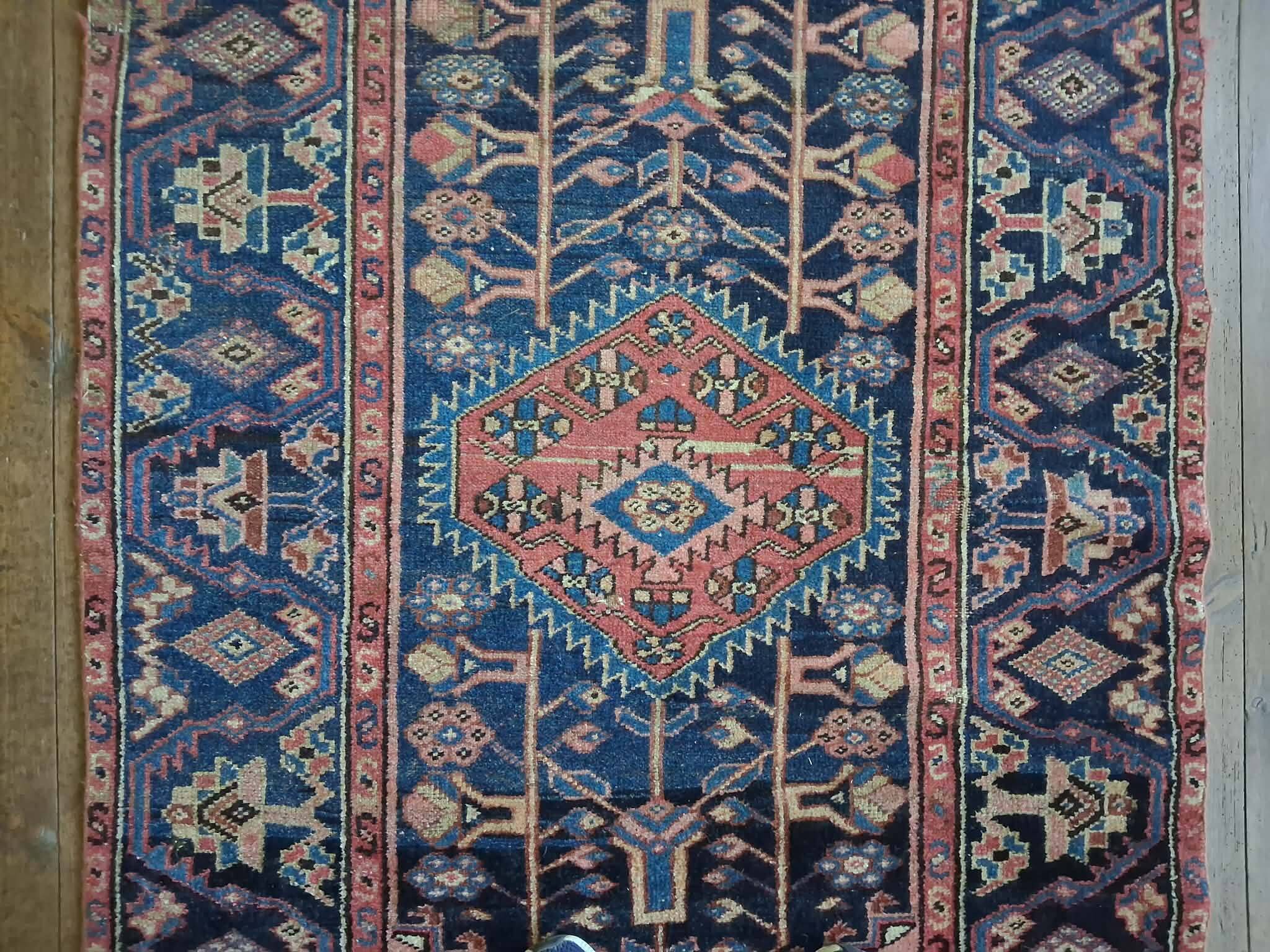 Handmade Persian Hamadan rug 195x107cm