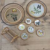 6 coasters and 2 Japanese trays
