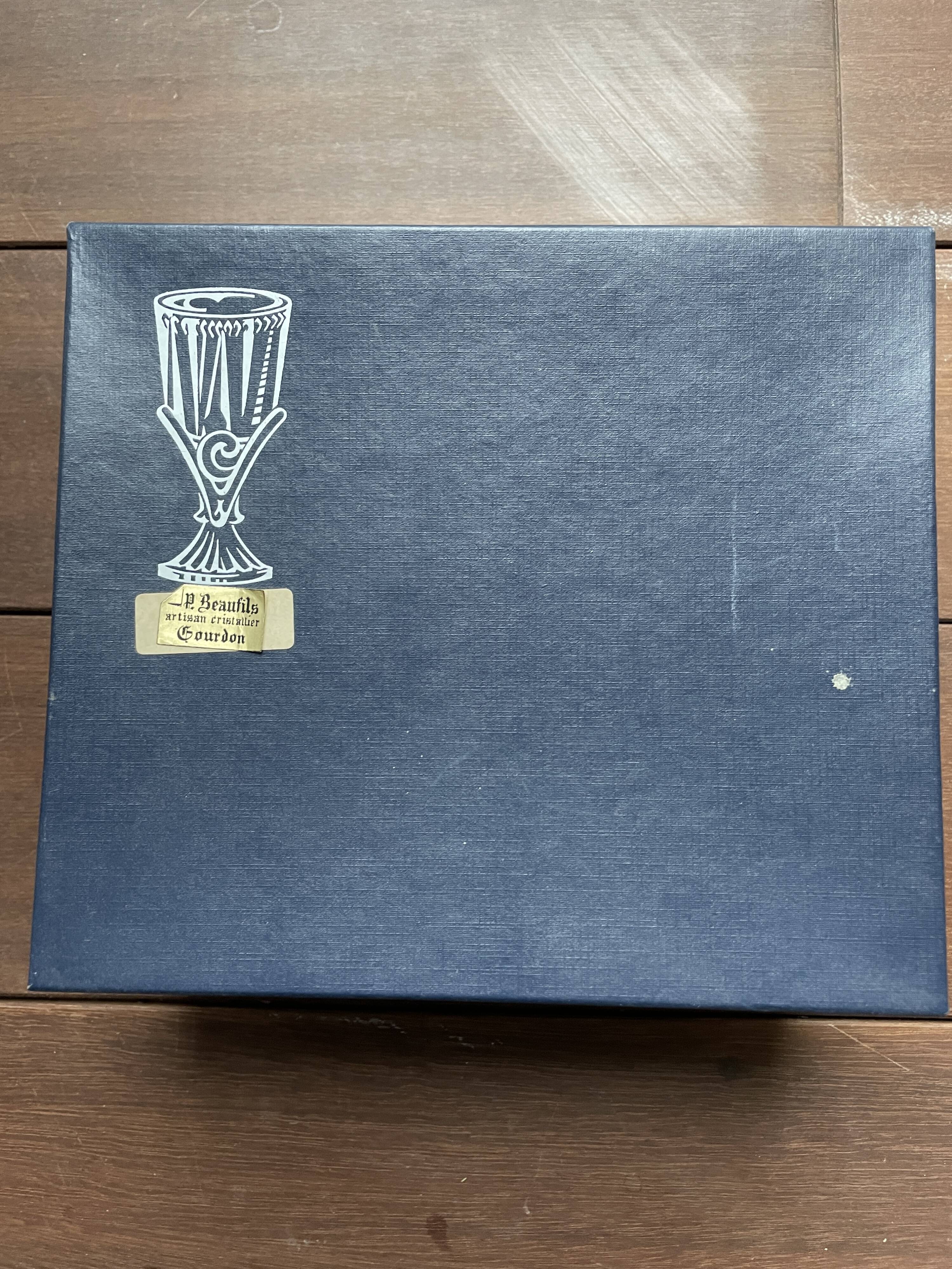 6 engraved crystal stemmed glasses