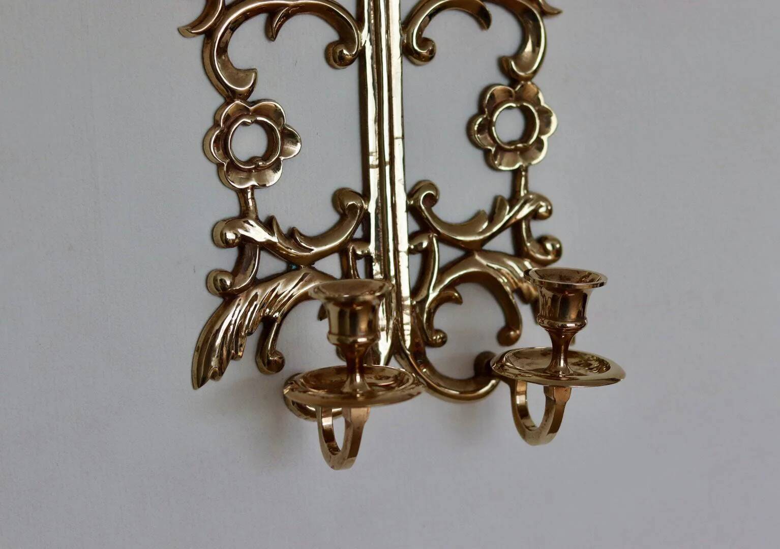 Swedish wall sconce in brass, mid-20th century.