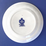 Set of 2 plates 22.50cm and 2 plates 19.50cm JT&S Crown Pottery Longton warranted willow pattern