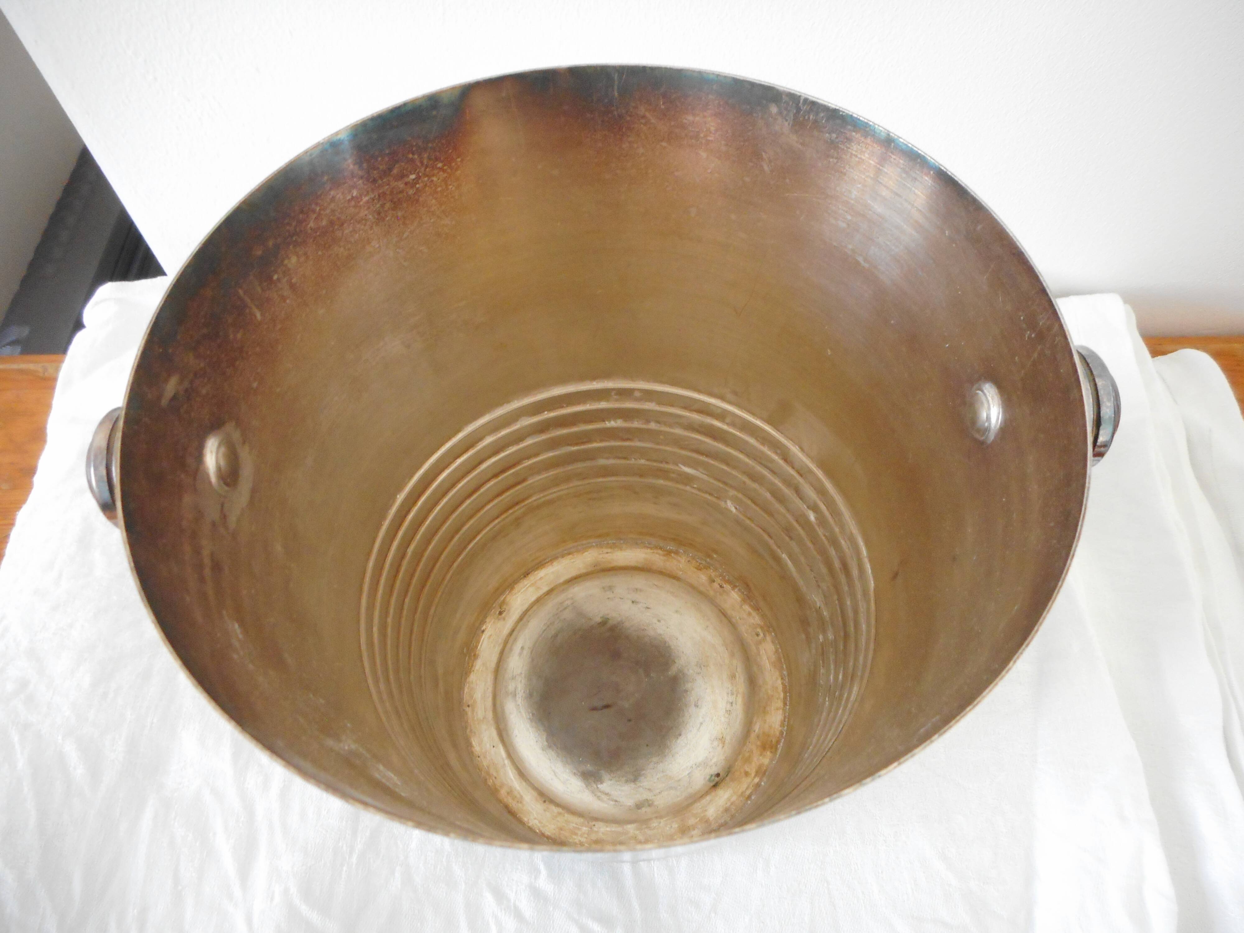 Silver metal champagne bucket