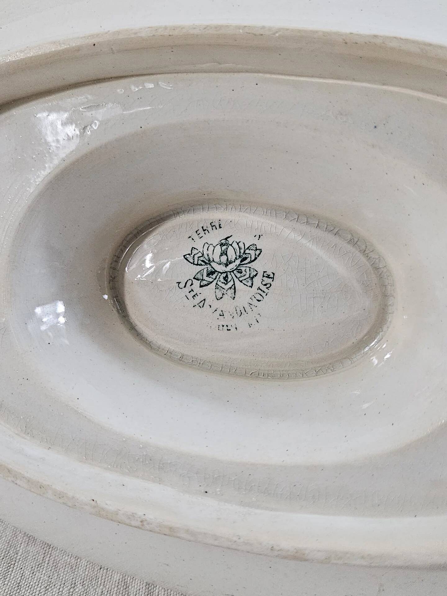 Ironware sauceboat