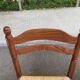 2 chaises de cuisine carrées en bois massif paillées