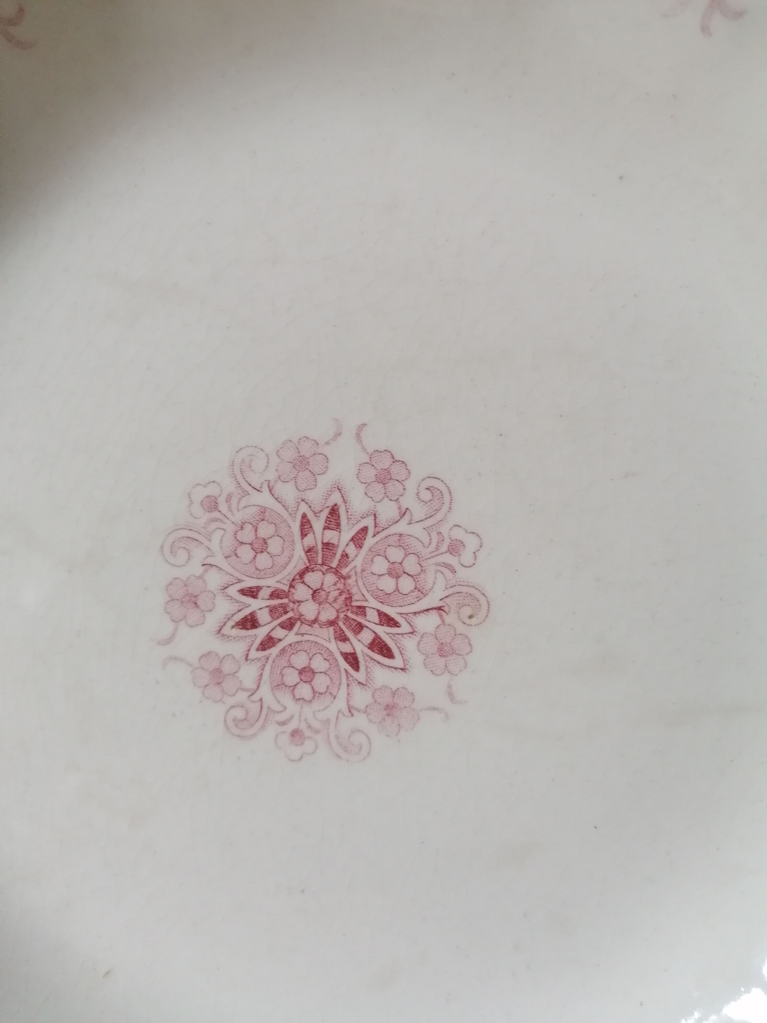 6 hollow iron earth plates