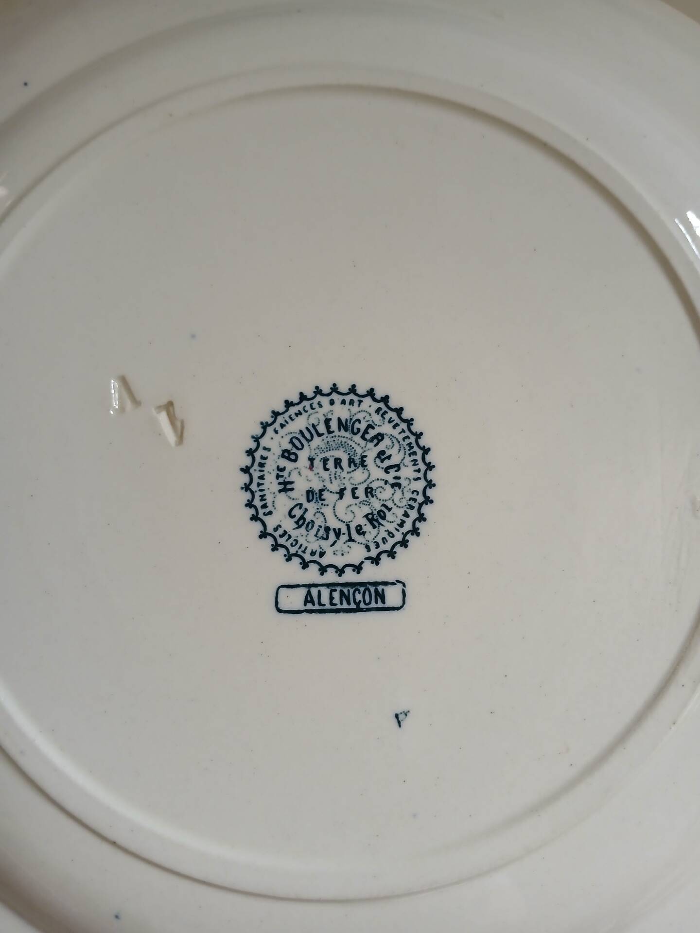 6 antique flat plates in ironstone