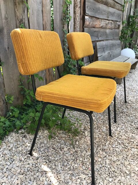 Set of 4 andré Simard chairs