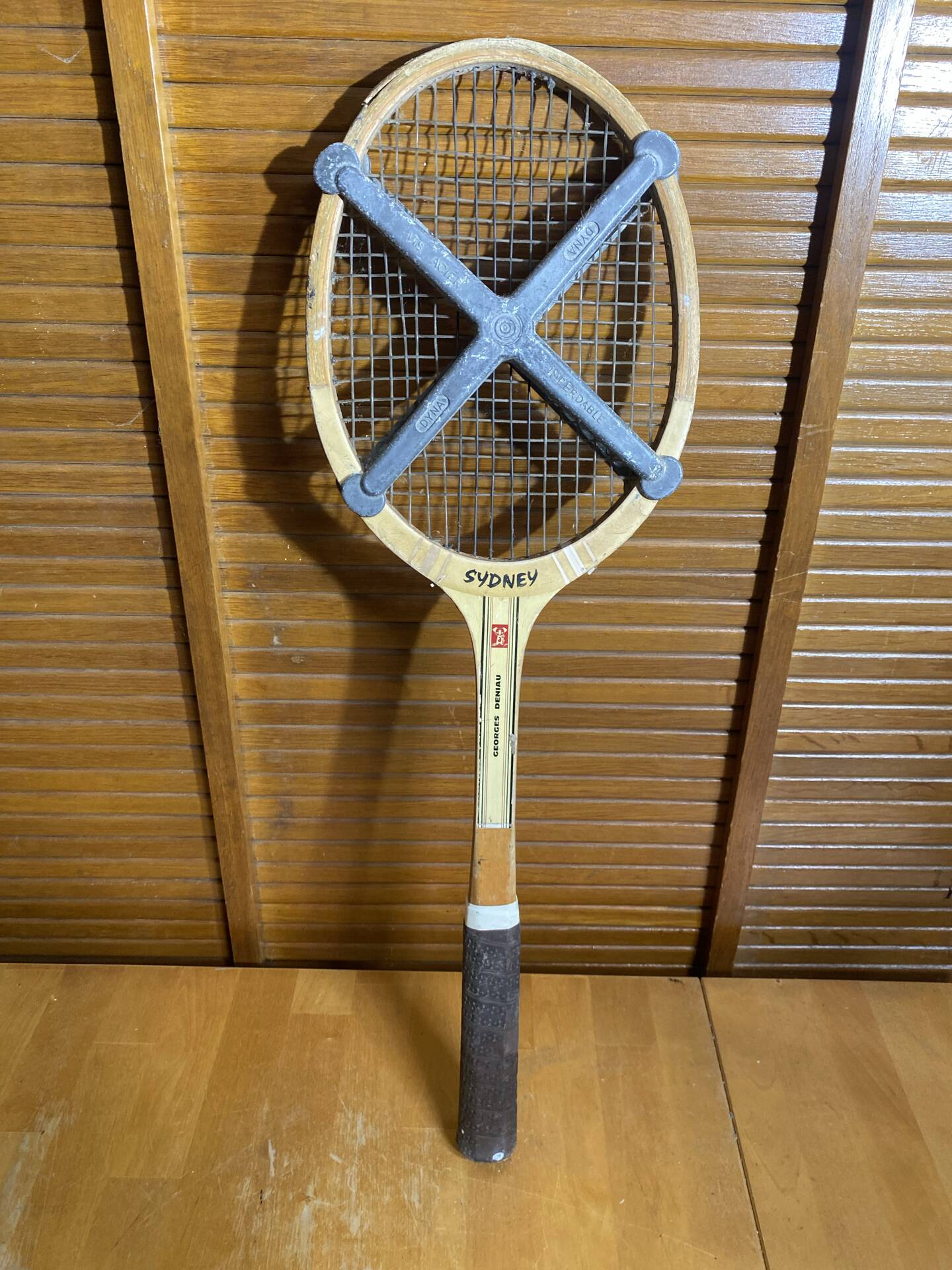 Old Tennis Racket SYDNEY Georges DENIAU Wood + DYNA Metaly Vintage