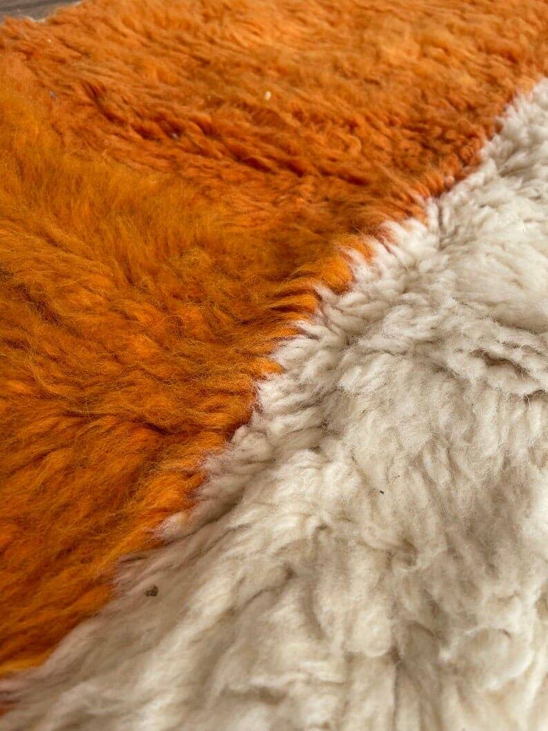 Handmade Beni Ouraine rug, size 200 x 300 cm